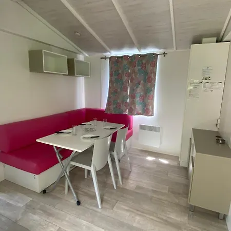 Camping Les Oliviers *